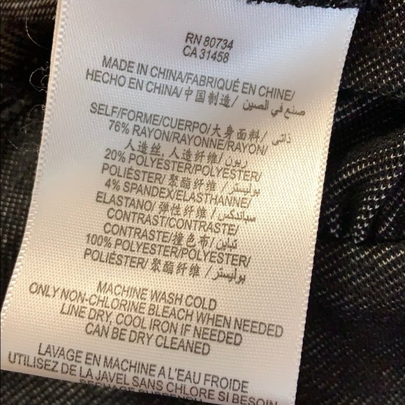 NWT BCBGENERATION Dress with Pockets - Picture 6 of 6